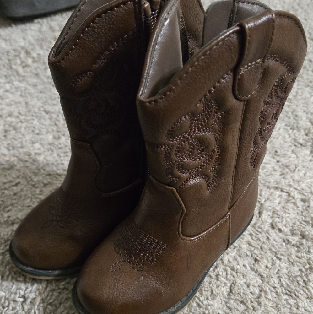 Brown Embroidered Cowboy Boots